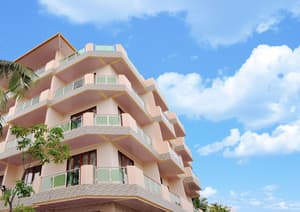thumbnail: Exterior
