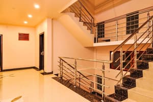 thumbnail: Interior