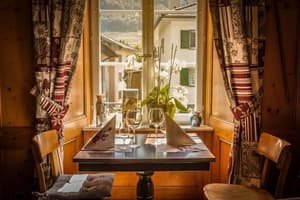 thumbnail: Restaurant
