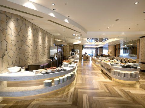 Casual Dining Garden Court