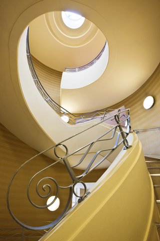 Hotel Feature