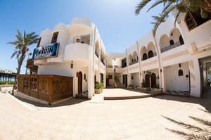 thumbnail: Exterior