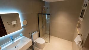 thumbnail: Bathroom