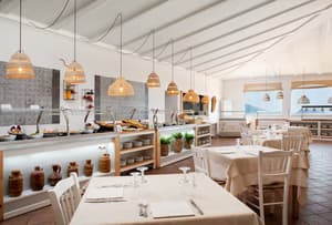 thumbnail: Restaurant