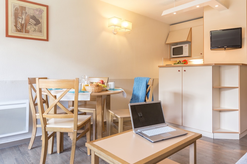 Restaurant-cafeteria