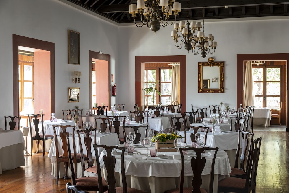 Restaurant-cafeteria