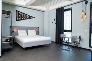 thumbnail: Room