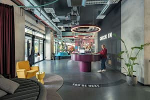 thumbnail: Business center
