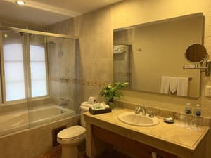 thumbnail: Bathroom