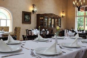 thumbnail: Restaurant