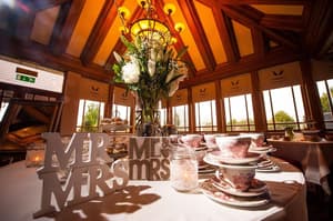 thumbnail: Restaurant