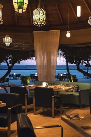thumbnail: Restaurant