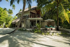 thumbnail: Exterior