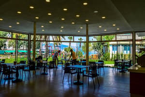 thumbnail: Breakfast area