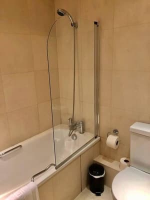 thumbnail: Bathroom
