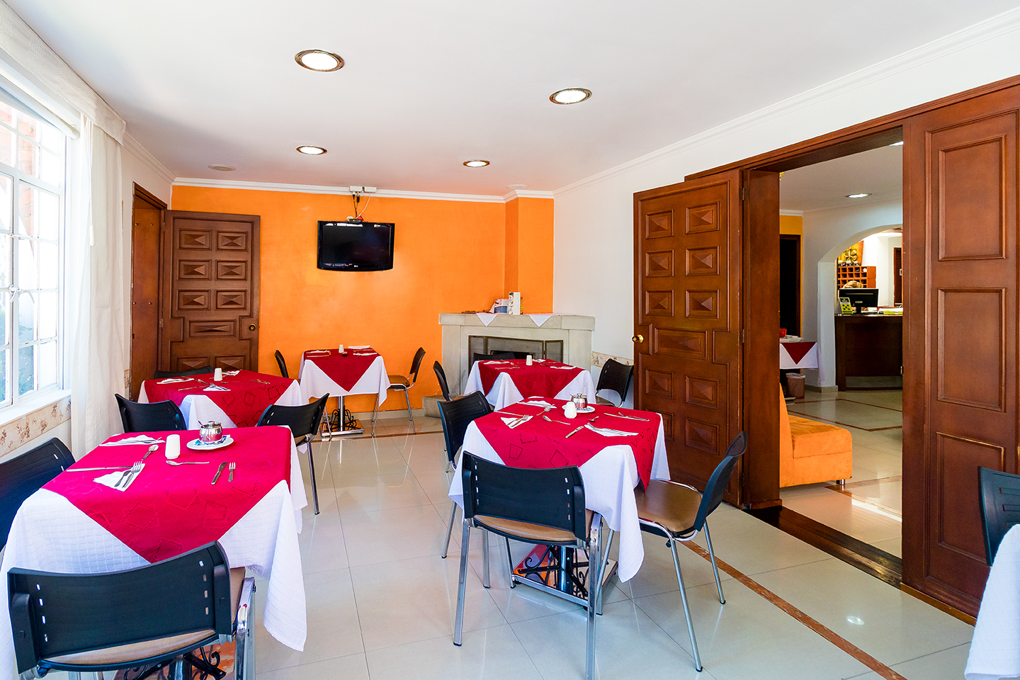 Restaurant-cafeteria