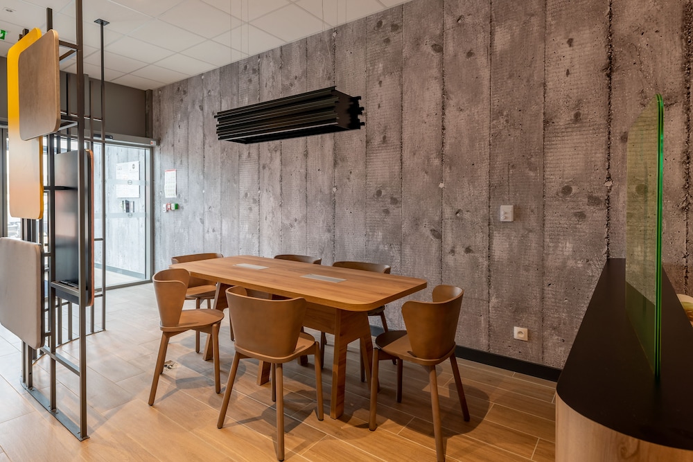 Restaurant-cafeteria