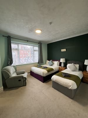 thumbnail: Room