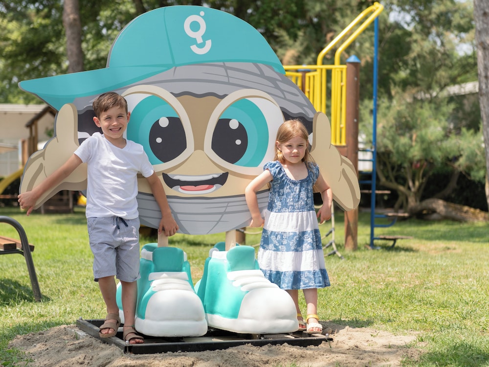 Children's play area - outdoor
