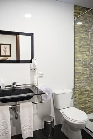 thumbnail: Bathroom