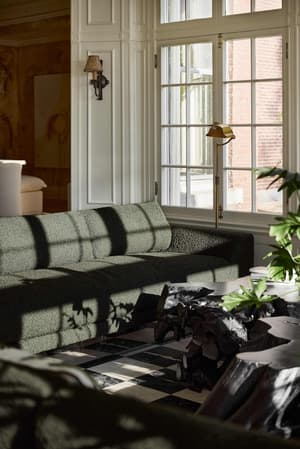 thumbnail: Interior