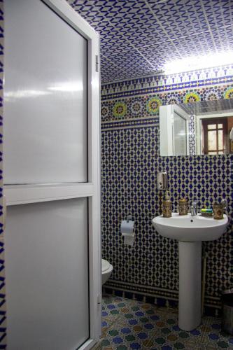 413596781.jpg