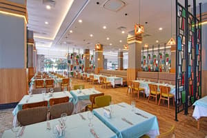 thumbnail: Restaurant