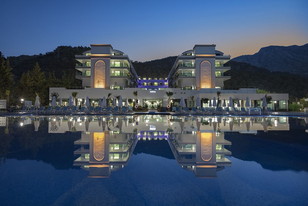 Front of property - evening/night