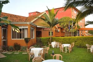 thumbnail: Outdoor dining