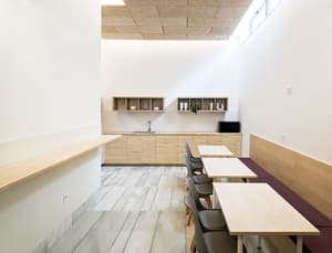 thumbnail: Breakfast area