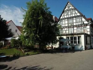 thumbnail: Exterior detail