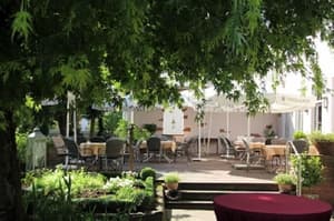 thumbnail: Sundeck