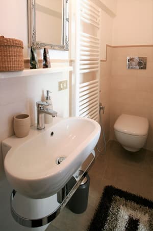 thumbnail: Bathroom