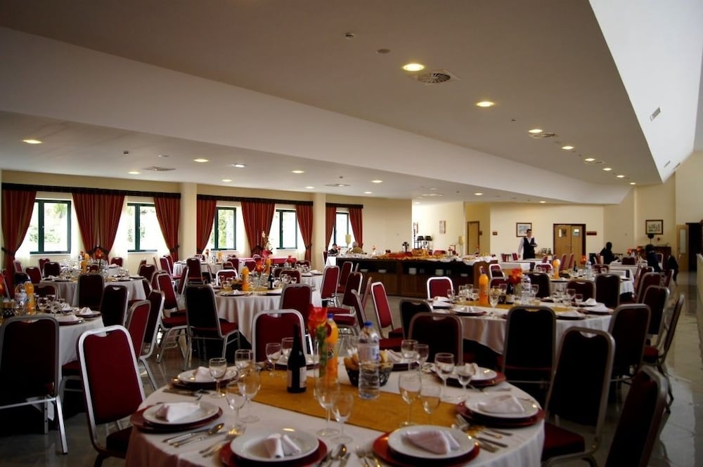 Restaurant-cafeteria