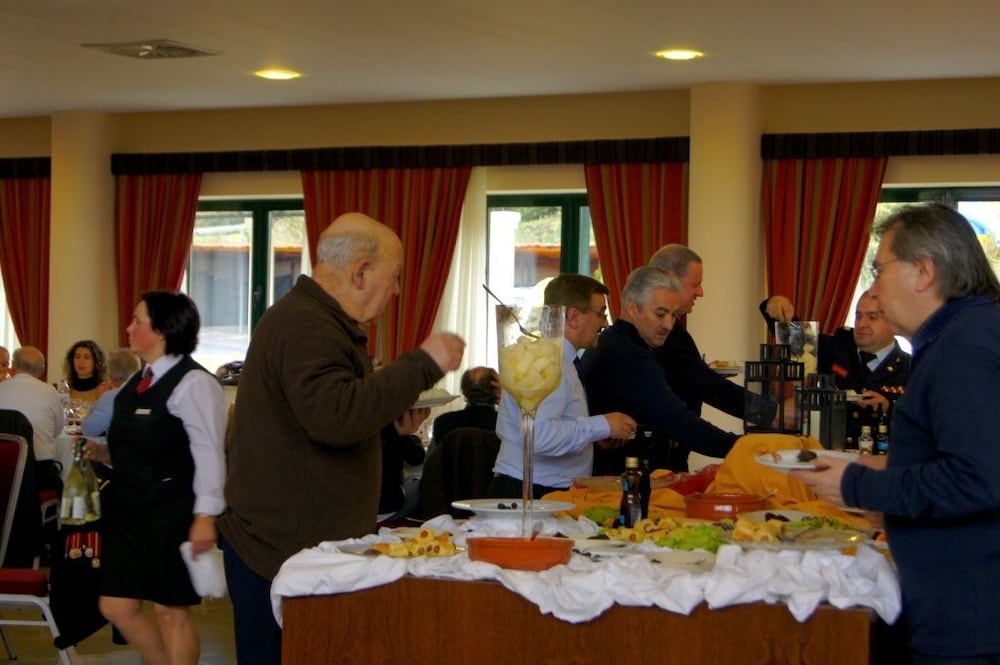 Restaurant-cafeteria
