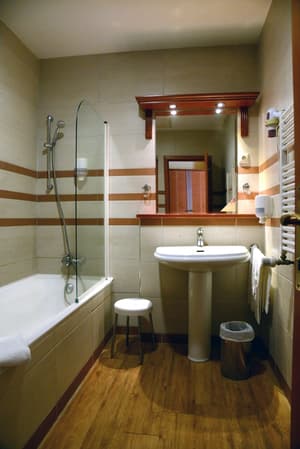 thumbnail: Bathroom