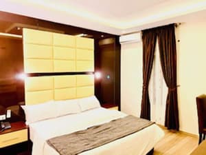 thumbnail: Room
