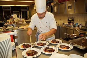 thumbnail: Restaurant
