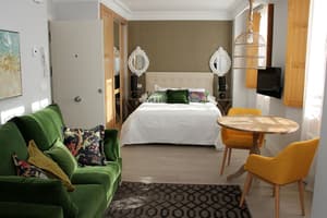 thumbnail: Room