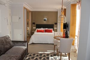 thumbnail: Room