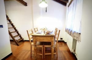 thumbnail: In-room dining