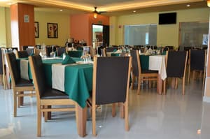 thumbnail: Breakfast area