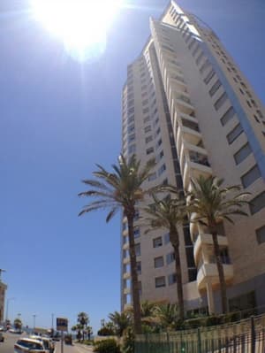 thumbnail: Front of property