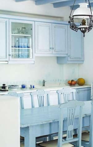 thumbnail: In-room dining