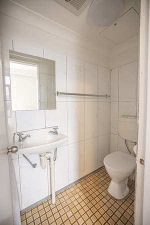 thumbnail: Bathroom