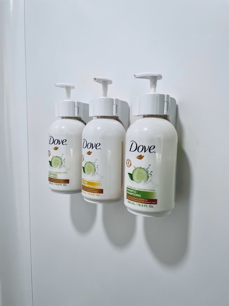 Bathroom amenities