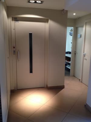 thumbnail: Hallway