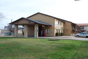 thumbnail: Exterior
