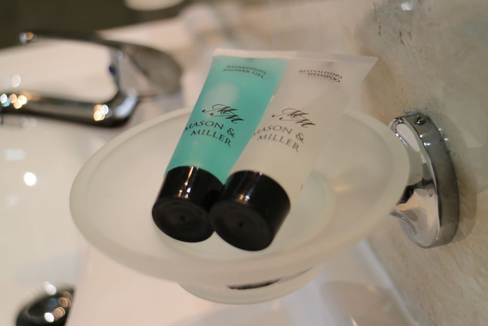 Bathroom amenities
