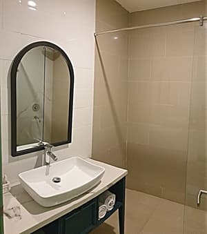 thumbnail: Bathroom